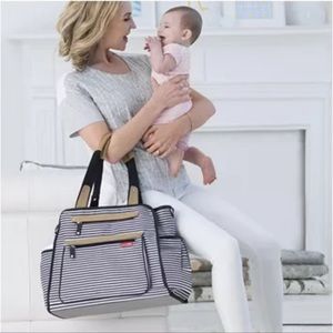 Skip Hop Baby Diaper Bag Grand Central Take-it-All Black & White Stripe